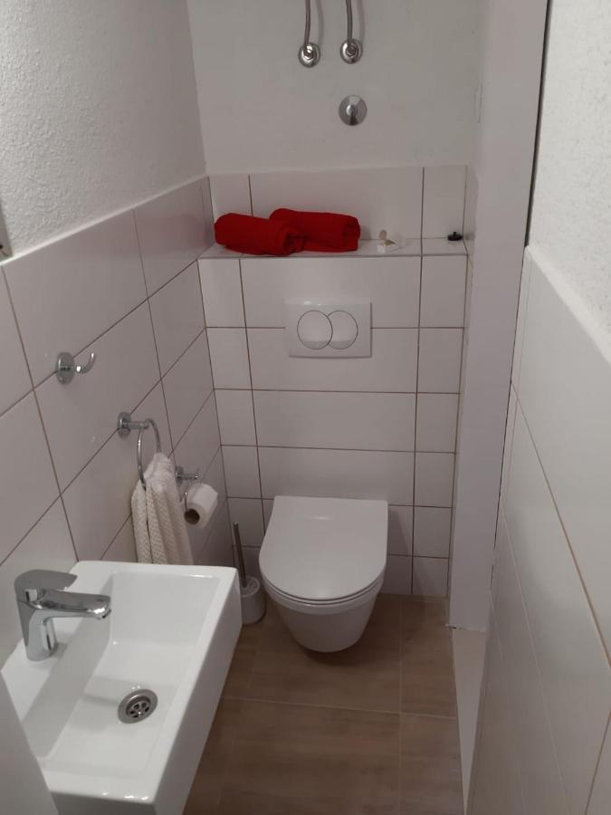 Boni02 Apartman Gdinj Kültér fotó